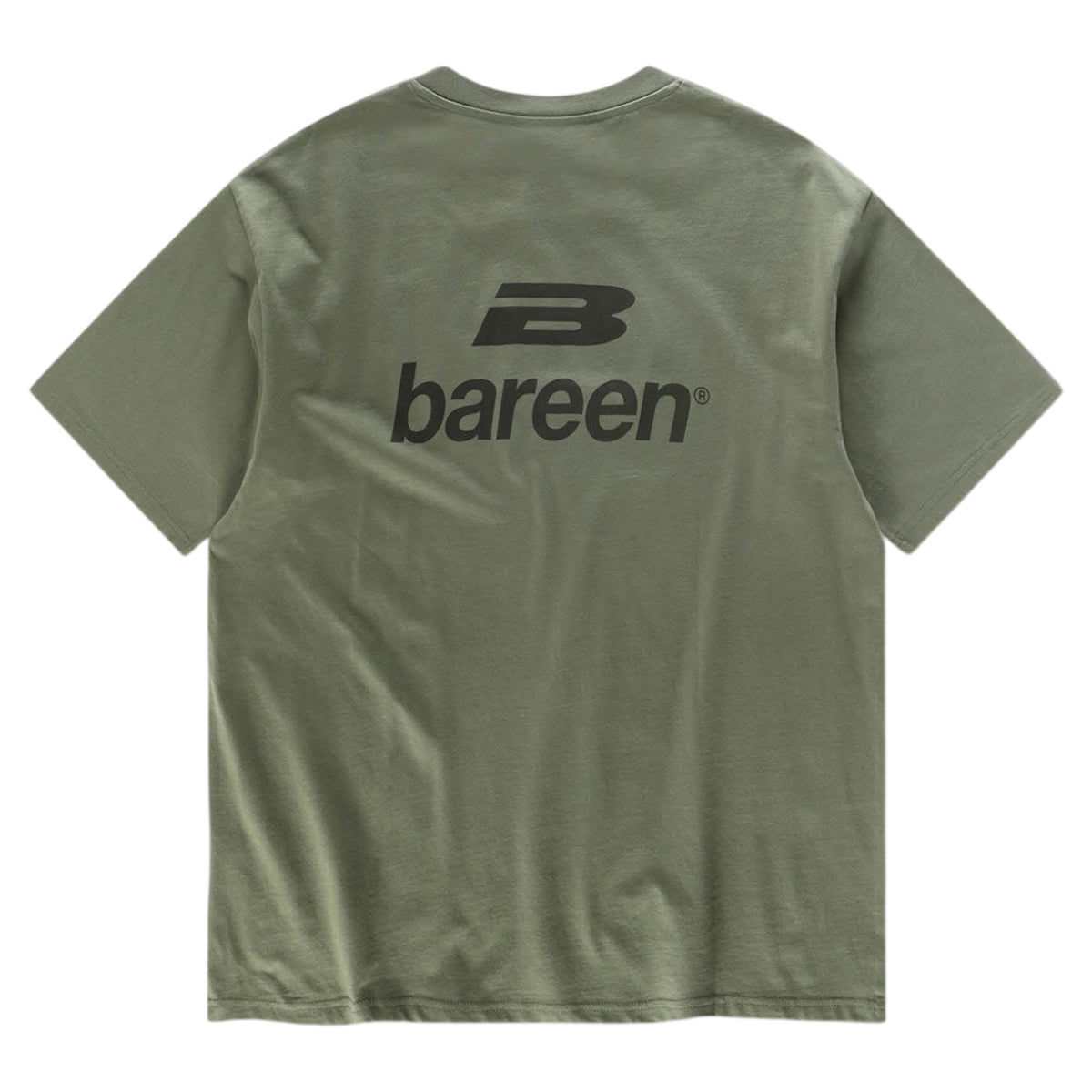 Box fit T-shirt logo
