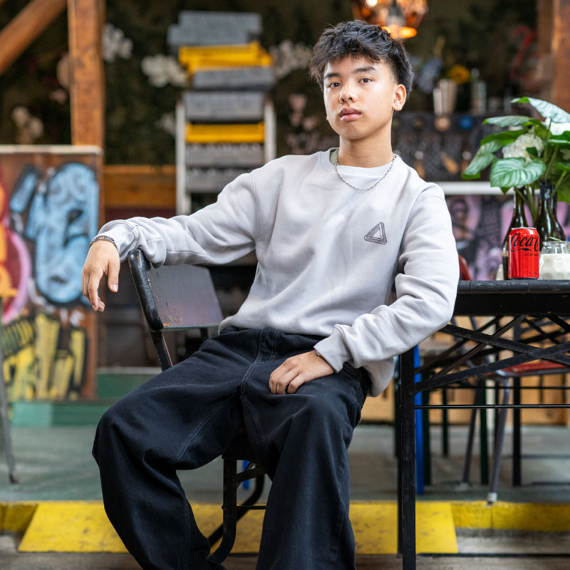 Crew neck w/ back print