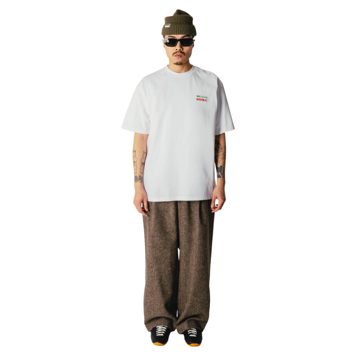 WBBaine pack tee