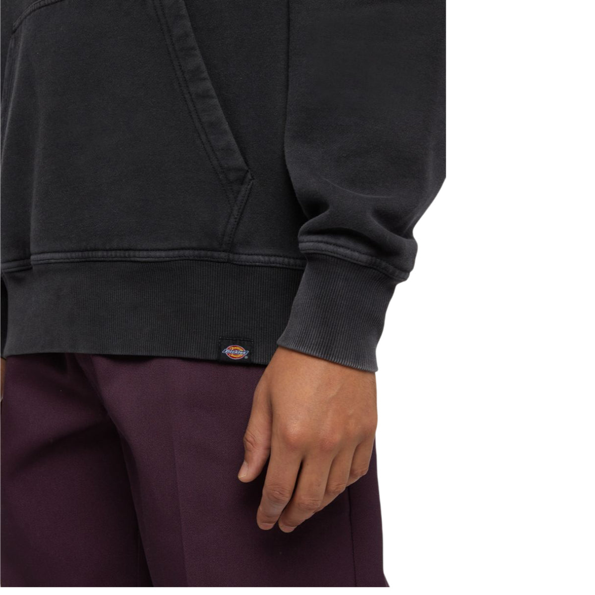 Plentywood hoodie black