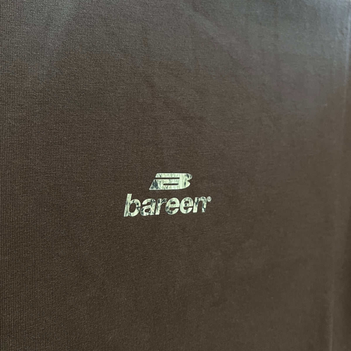 Logo box fit