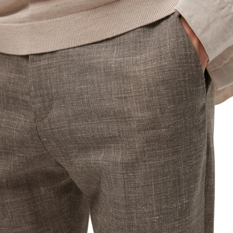 Oasis linen