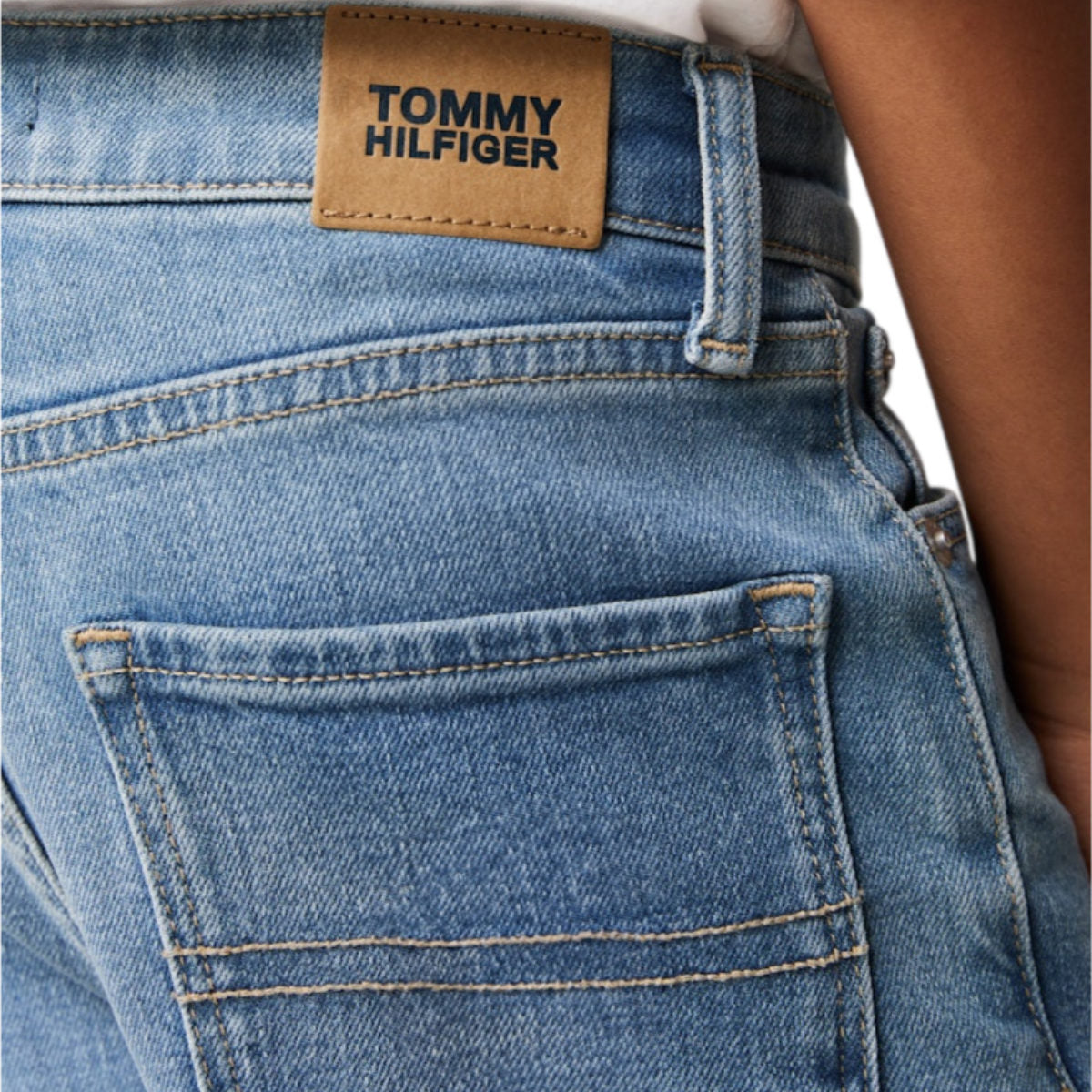 Baggy light wash jeans