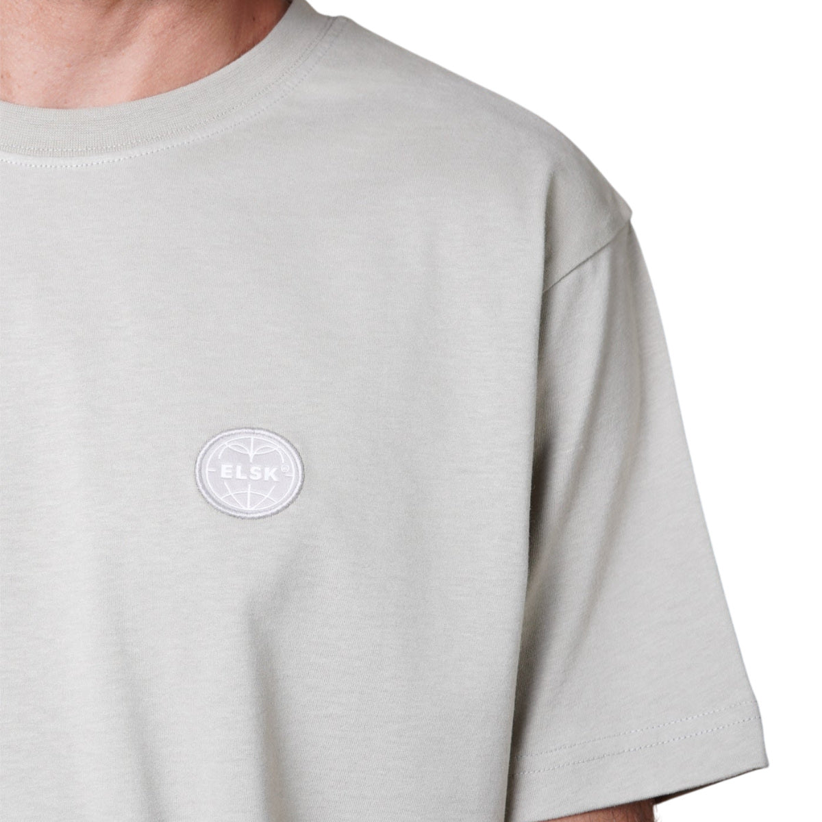 Globe brushed t-shirt