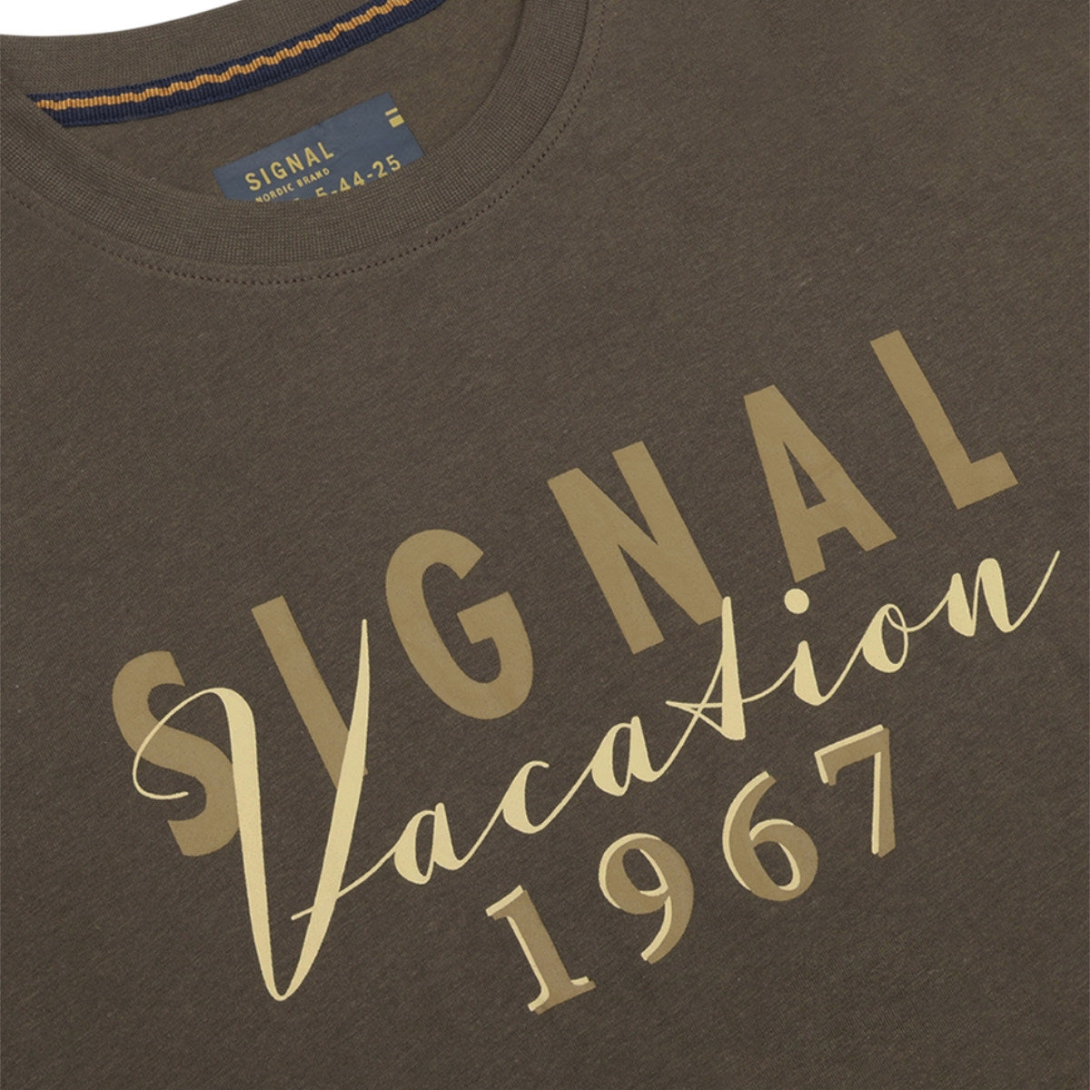 Finn front print tee