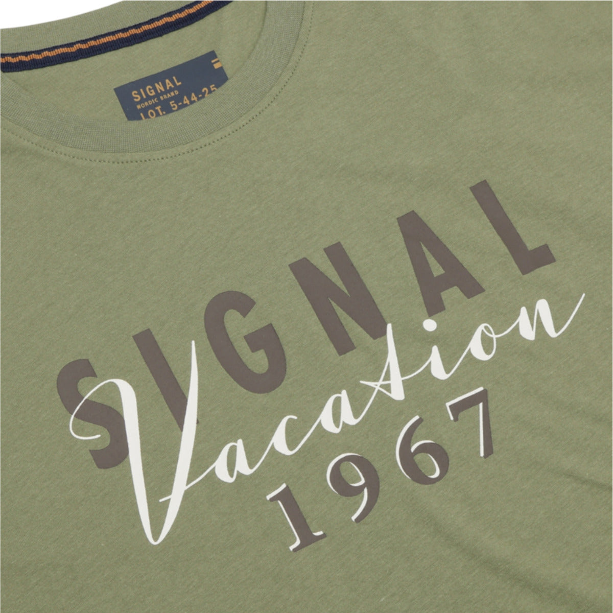 Finn front print tee