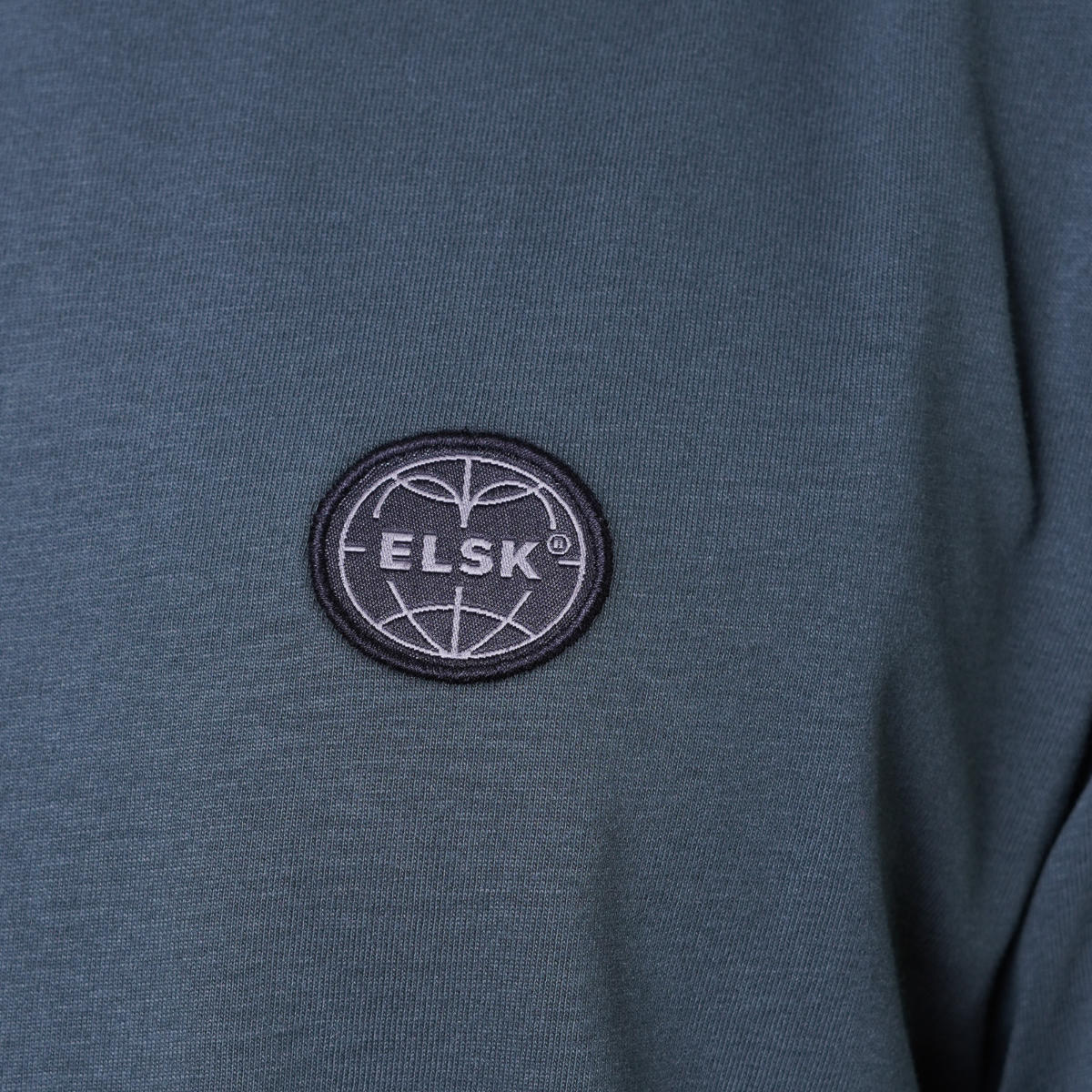 Globe brushed t-shirt