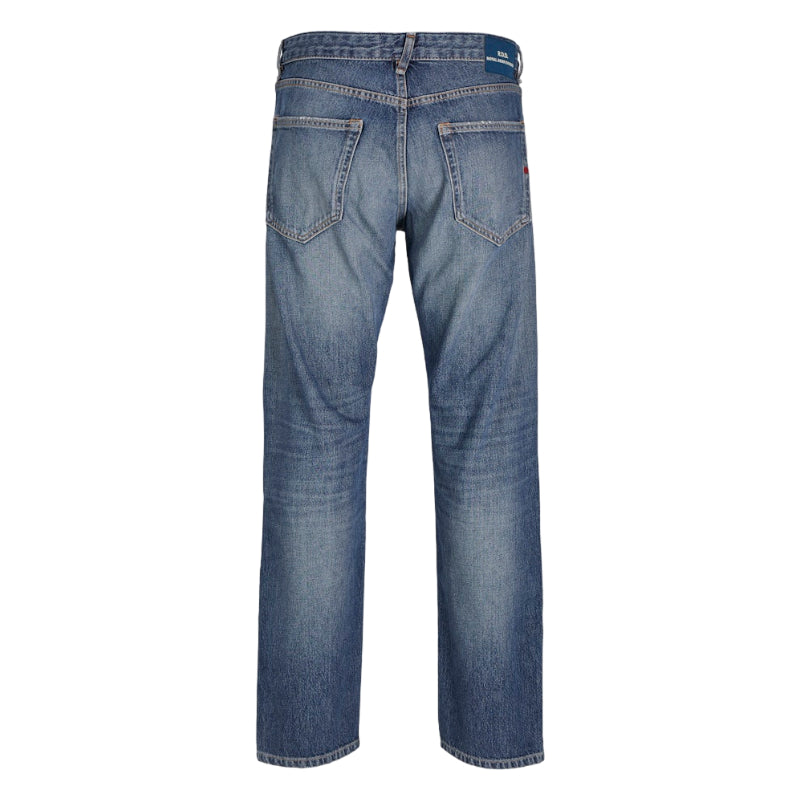 Relaxed royal re 327