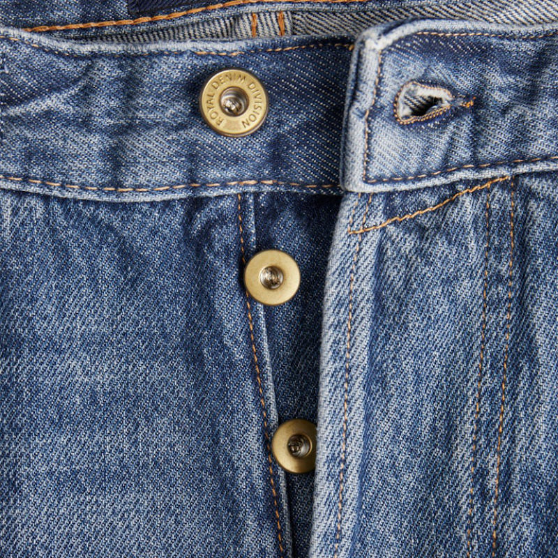 Relaxed royal re 327