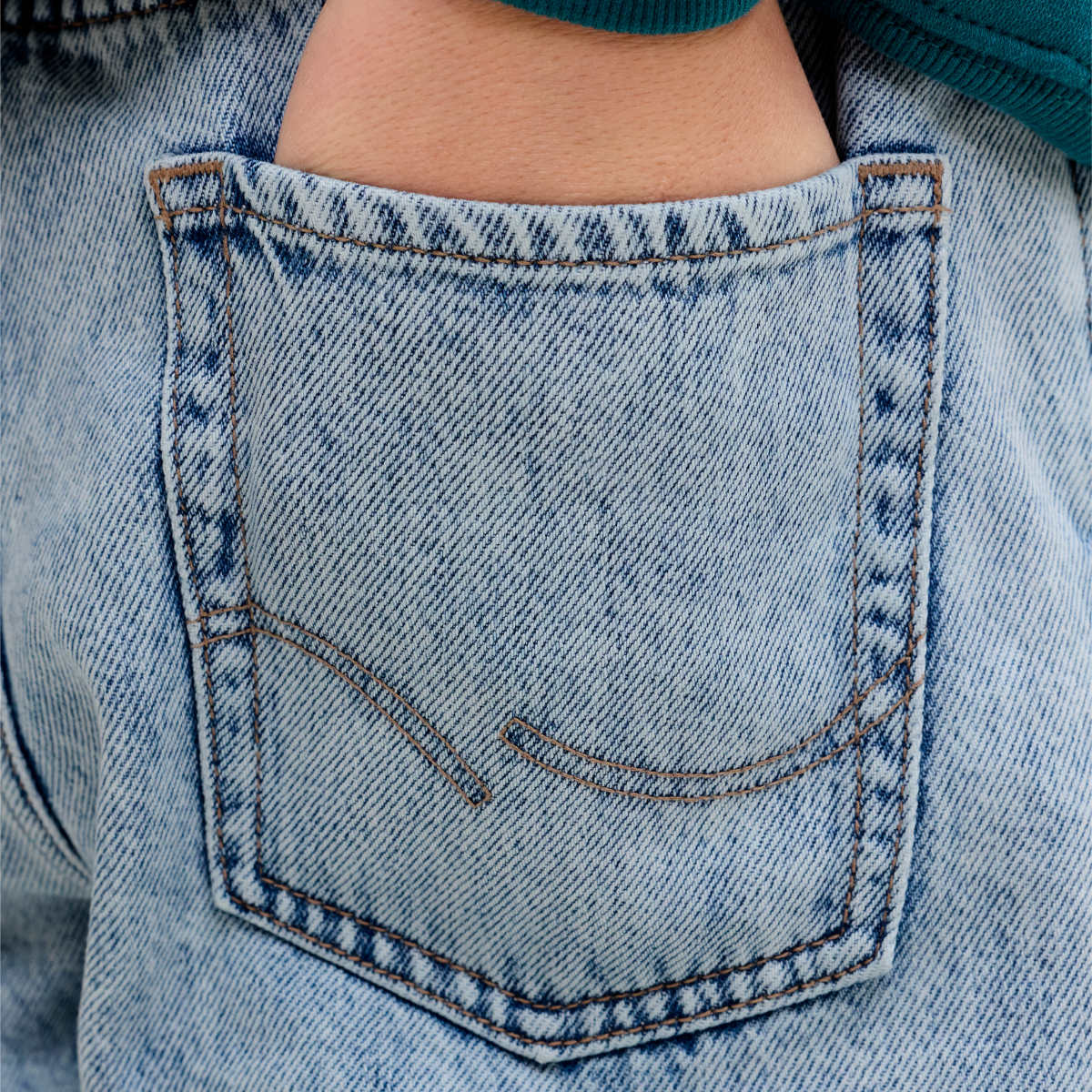 Chris jjorginal akm 932 sn