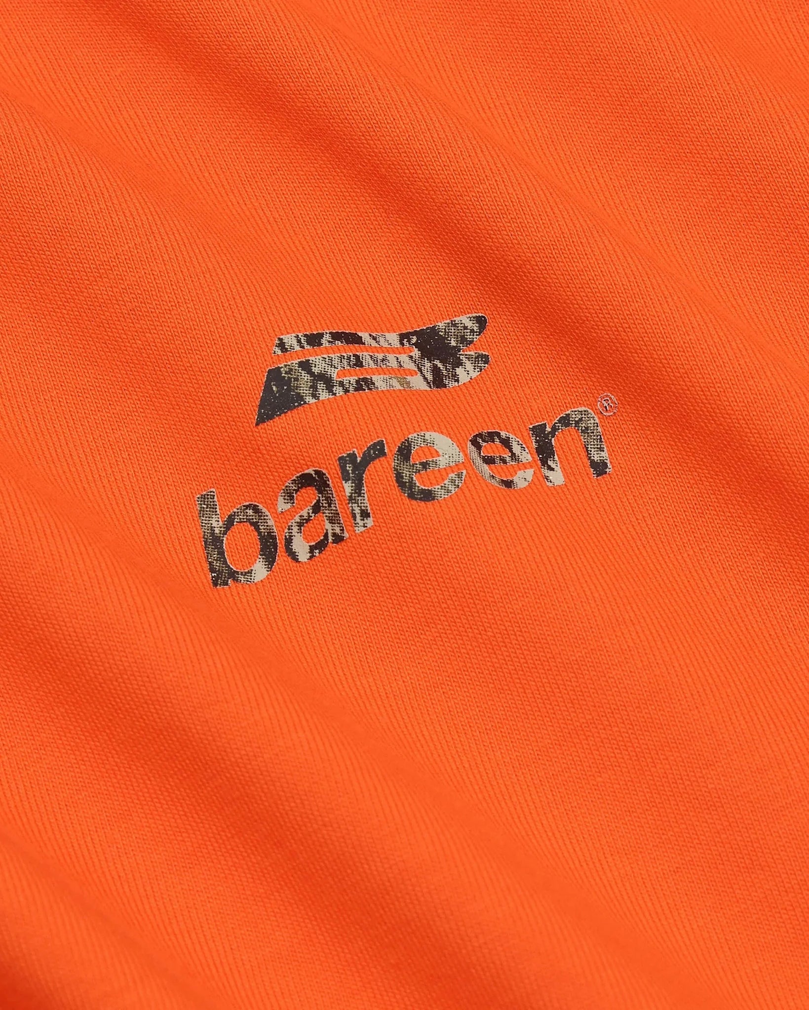 Logo box fit