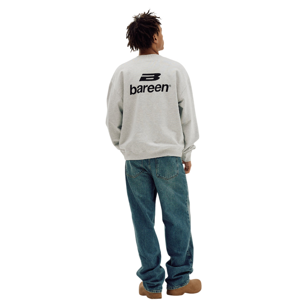 Oversized crewneck logo